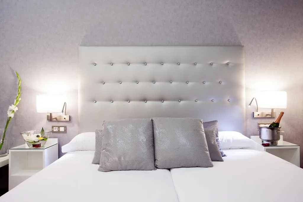 Guest house Barcelona Rooms Triple With Private Bathroom In Gothic