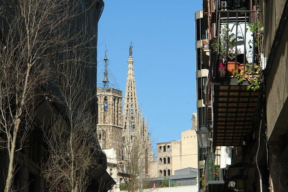 Barcelona Rooms Triple With Private Bathroom In Gothic