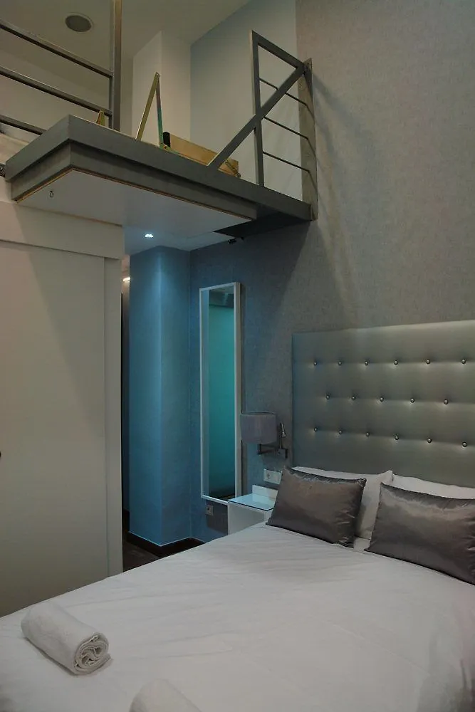 Guest house Barcelona Rooms Triple With Private Bathroom In Gothic